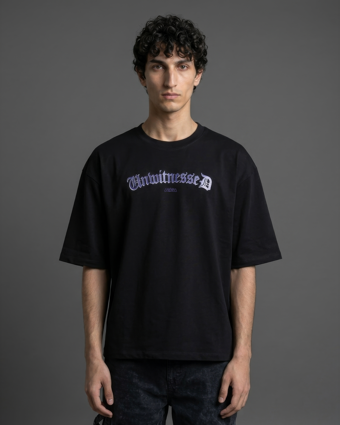 Unwitnessed oversized tee